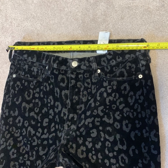 Banana Republic High Rise Animal Print Velvet Black Pants Women size 30 - Picture 13 of 17